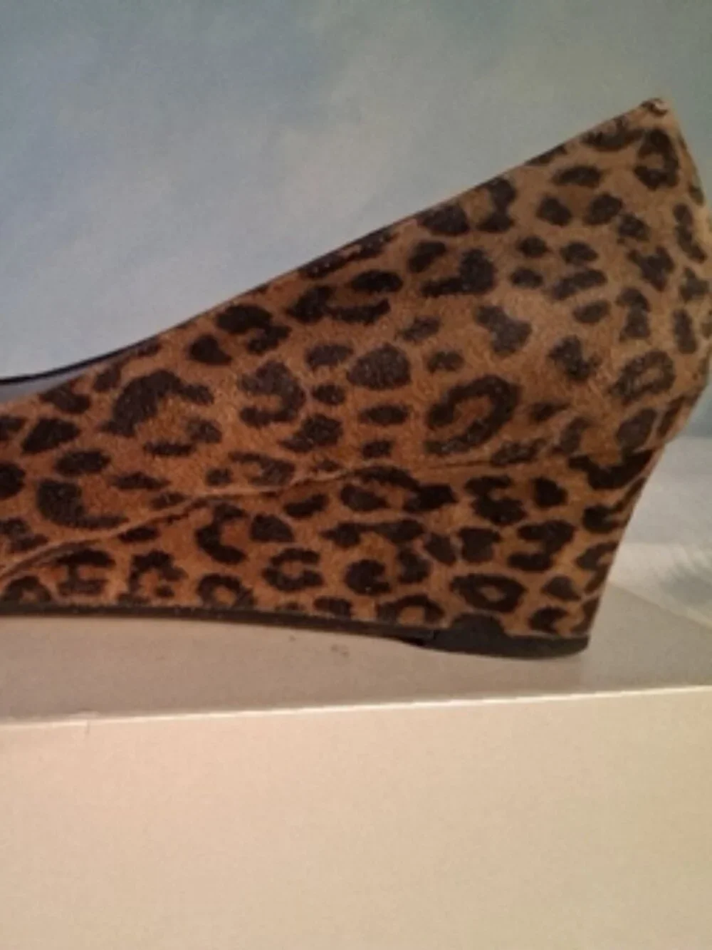 Taryn Rose Leopard Print Calf Hair Wedge Heel Open Toed EU40/US 9-9.5 Runs small